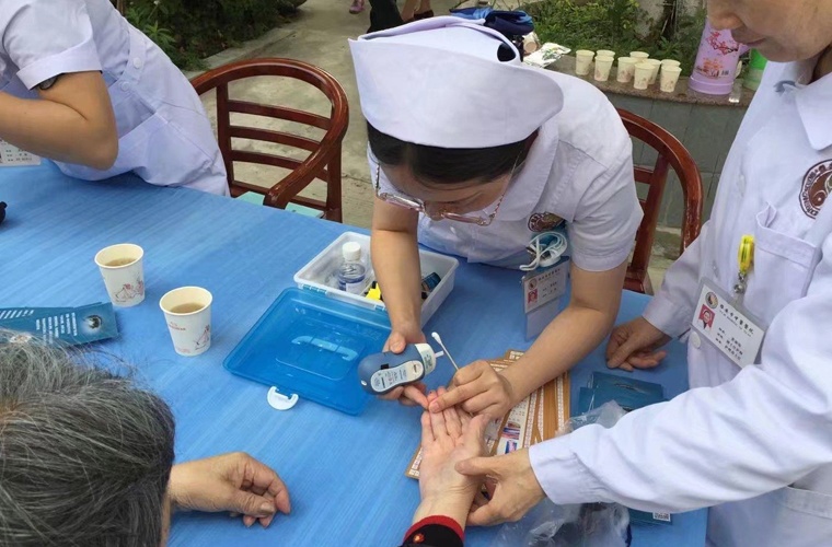 甘孜卫校