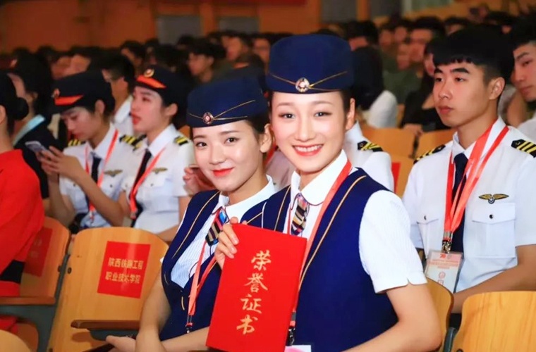 西昌航空空乘学校