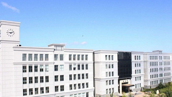哈尔滨学院